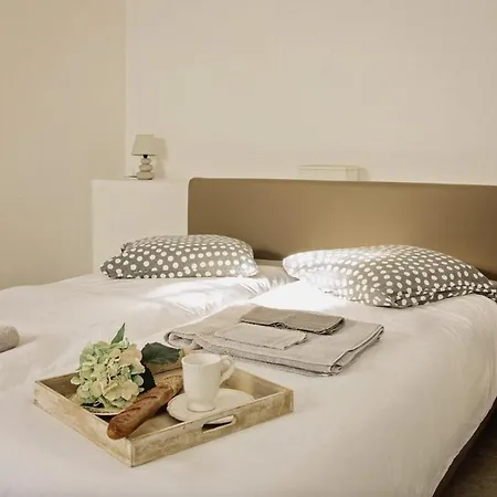 La Colombe Villa *